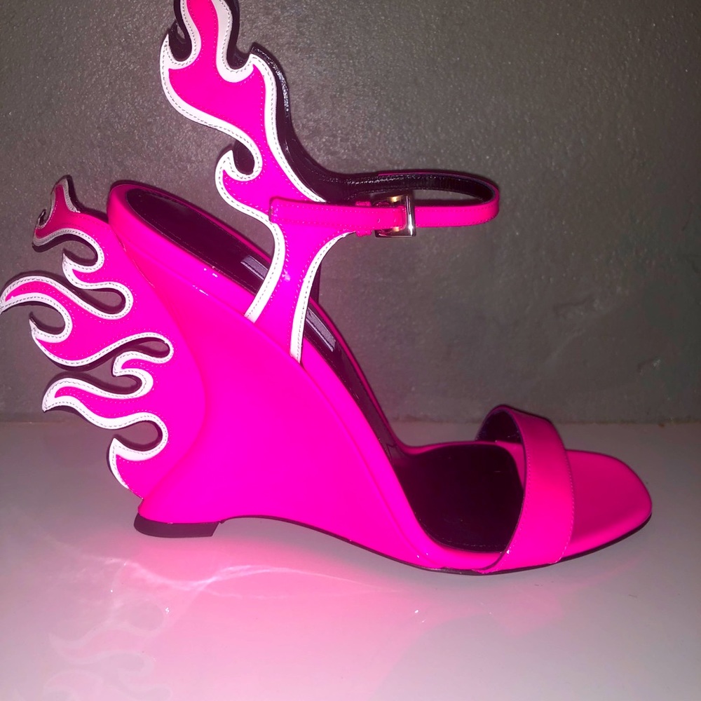 Prada Flame runway sandals 38.5